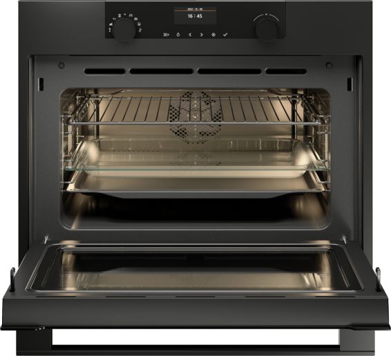 פנים התנור – ASKO OCM8464A1 ASKO OCM8464A1 – פנים התנור עם מסילות טלסקופיות, רשת גריל ומגש