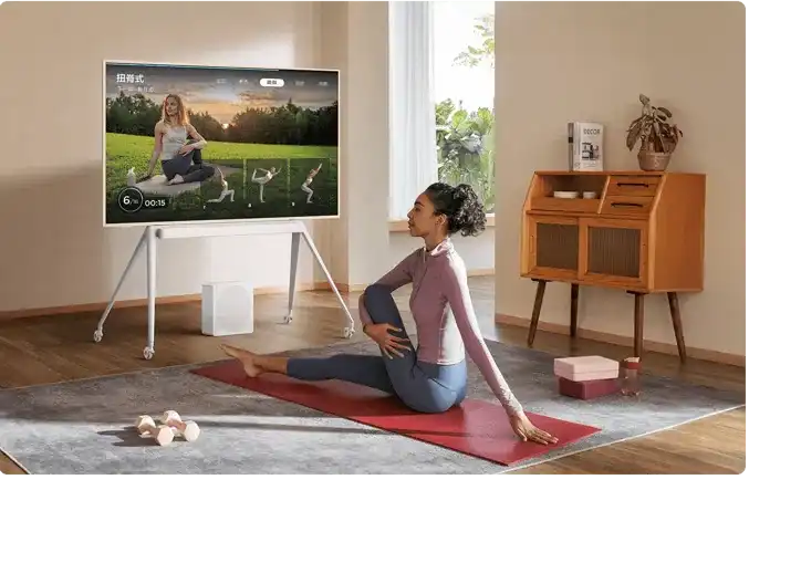 TCL 75A300 Pro NXTVISION - תצוגה מרשימה צילום של טלוויזיית TCL 75A300 Pro NXTVISION עם מעמד שולחני, מראה את גודל המסך והאיכות הגבוהה