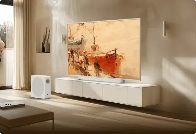TCL75A300 Pro - חיבורים מתקדמים צילום תקריב של הפורטים והחיבורים השונים בחלקה האחורי של טלוויזיית TCL 55A300 Pro
