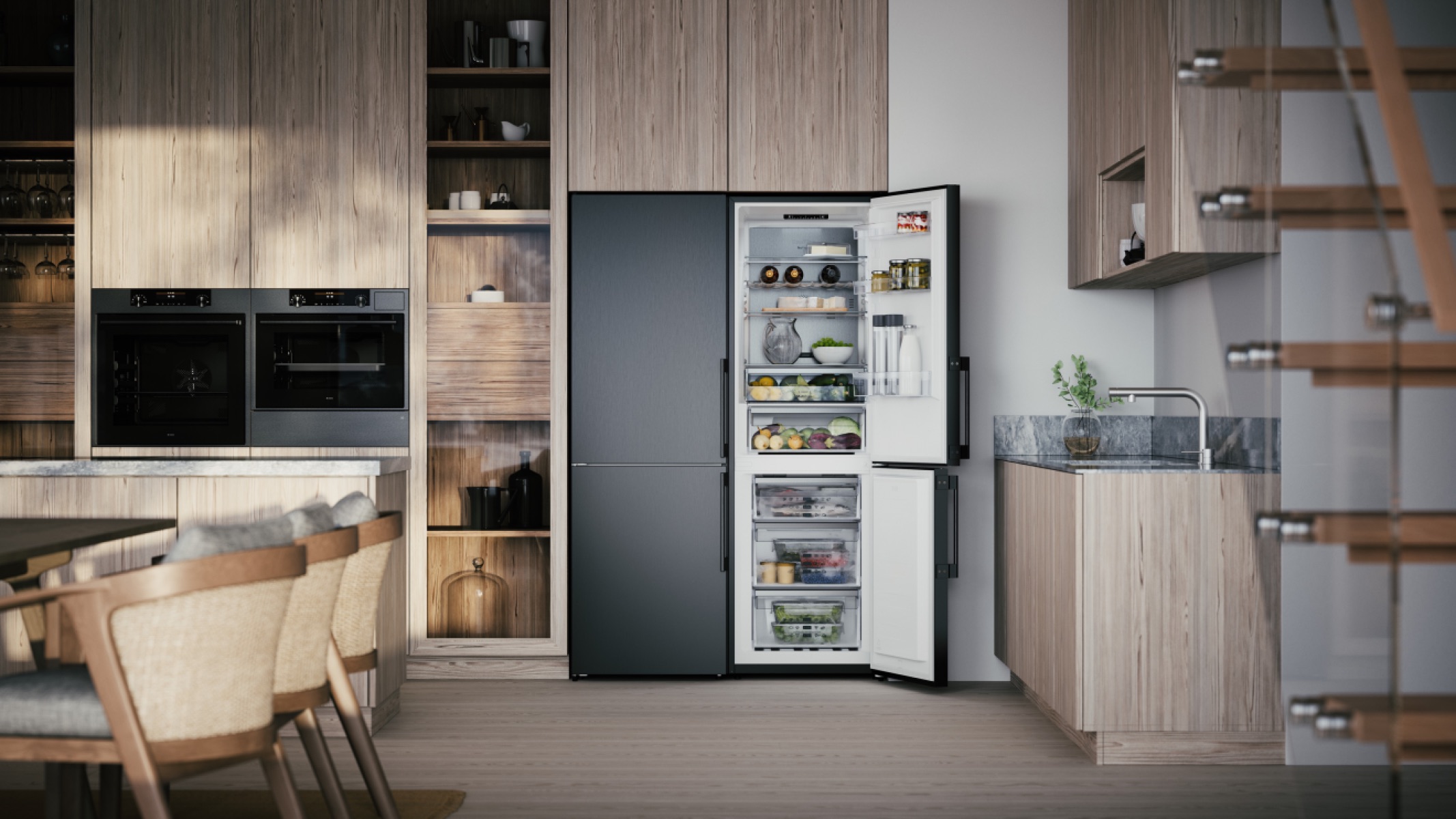 מקרר מקפיא תחתון ASKO RFN232041W - פנים מרווח ופונקציונלי תא המקרר מרווח ומואר היטב, עם מדפים מתכווננים ומגירות נוחות לאחסון. תא ההקפאה מציע מגירות נשלפות וגישה נוחה לכל המזון.